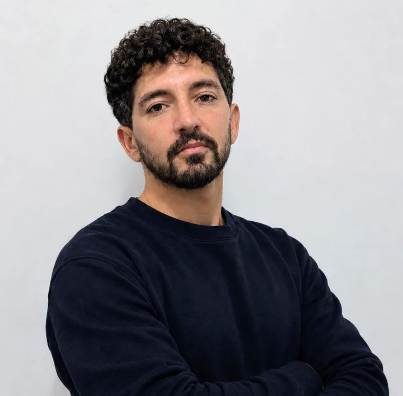 Retrato de Cham, la persona detrás de Noria Lab